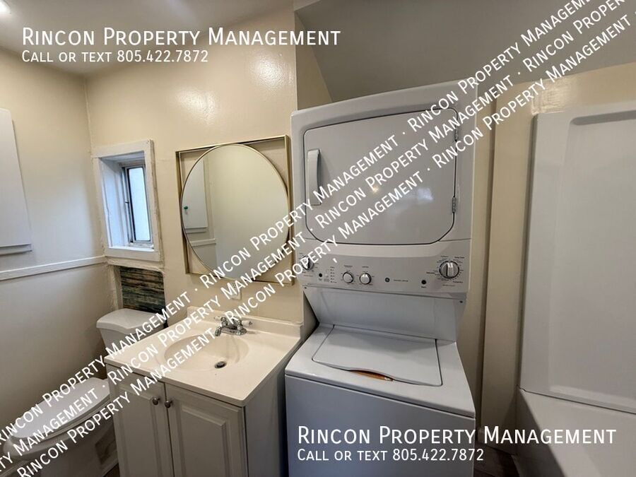 Charming 2-Bedroom Home in Seaside Community – Port Hueneme property image