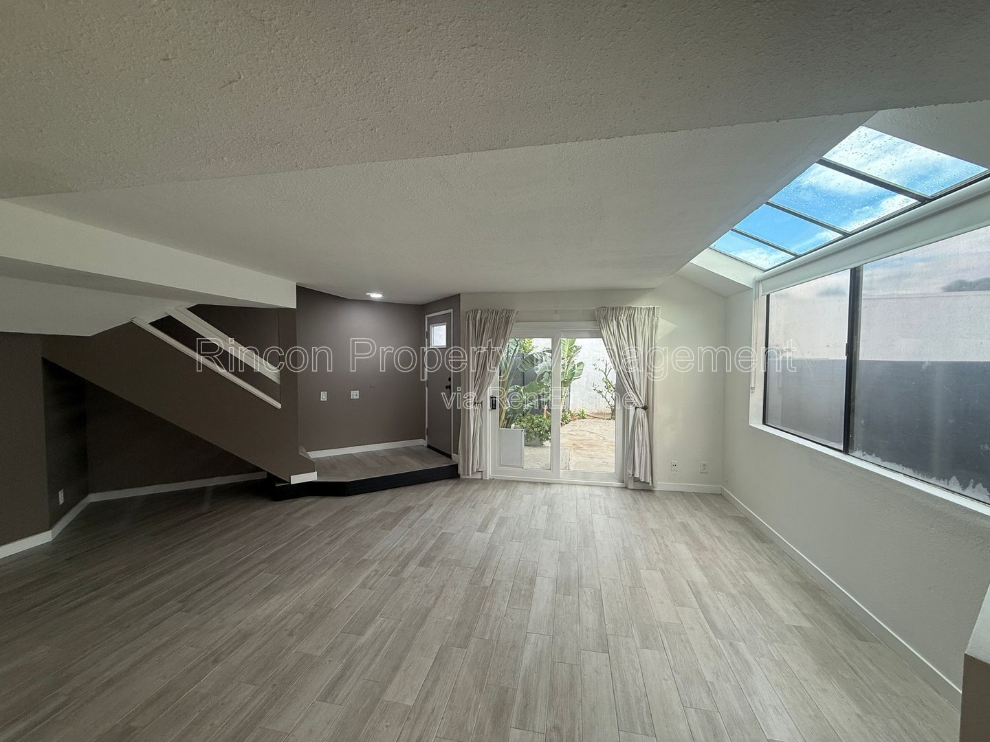 ***2-Bedroom Condo Available Now in Simi Valley*** property image