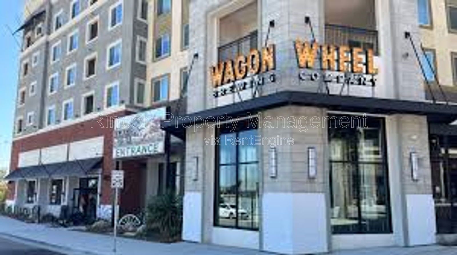 **Spacious Single-Level Wagon Wheel Condo** — Modern 3 Bedroom Retreat property image