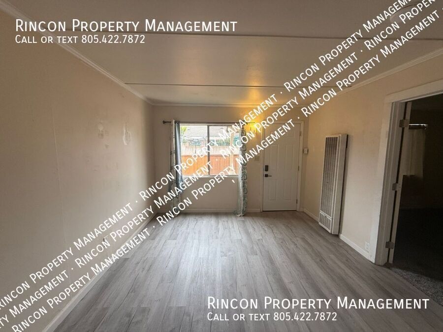 Charming 2-Bedroom Home in Seaside Community – Port Hueneme property image