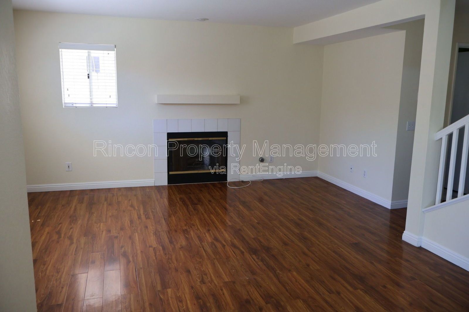 Freshly Updated East Ventura Home *Country Grove* 4 Bedrooms/2.5 Baths property image