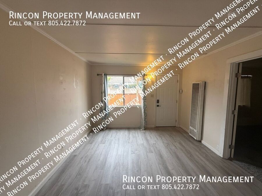 Charming 2-Bedroom Home in Seaside Community – Port Hueneme property image