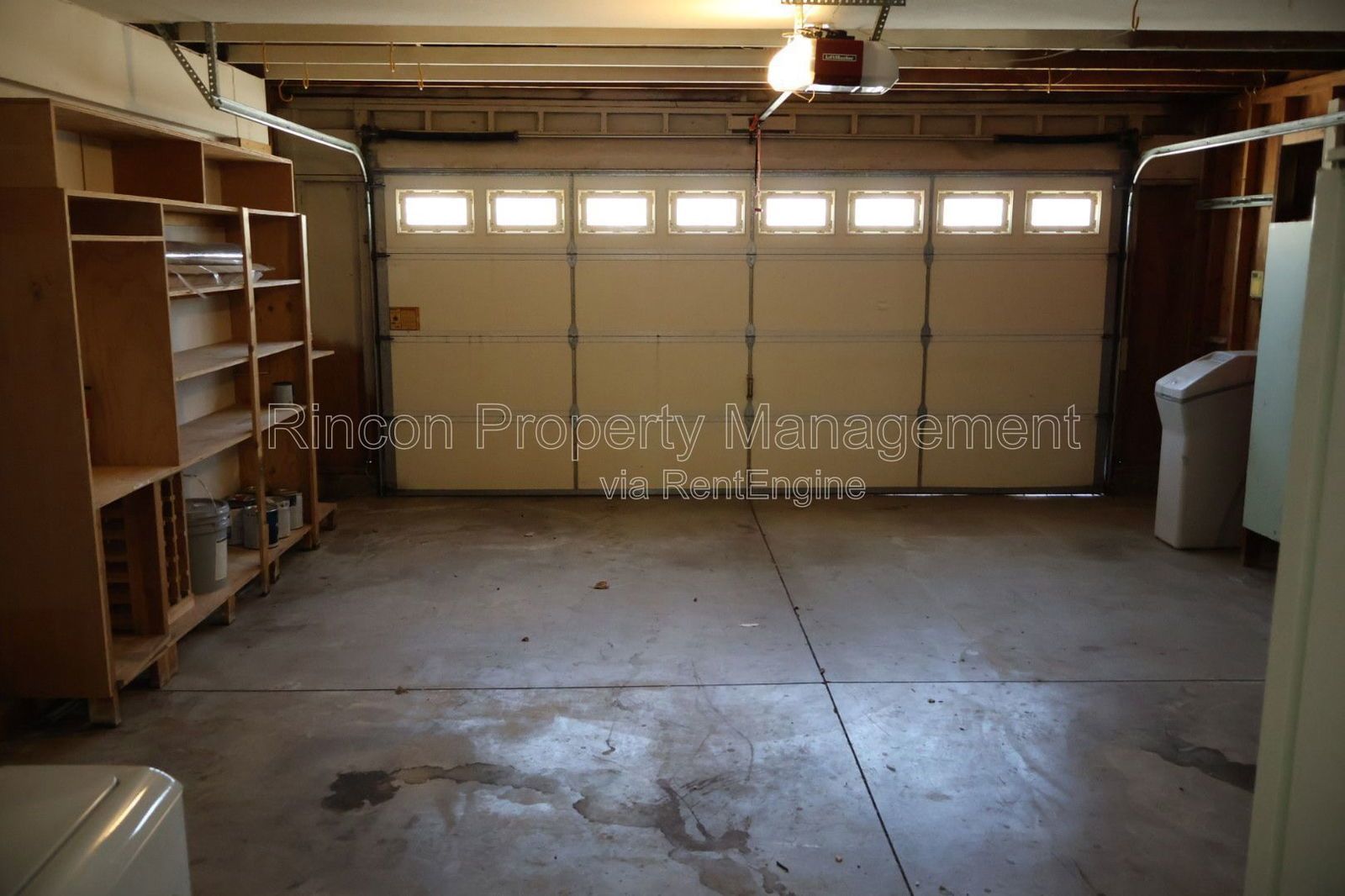 Freshly Updated East Ventura Home *Country Grove* 4 Bedrooms/2.5 Baths property image