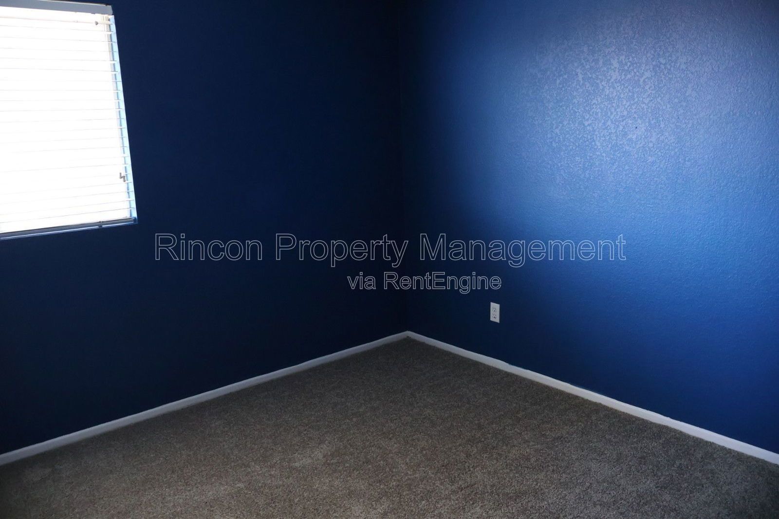 Freshly Updated East Ventura Home *Country Grove* 4 Bedrooms/2.5 Baths property image