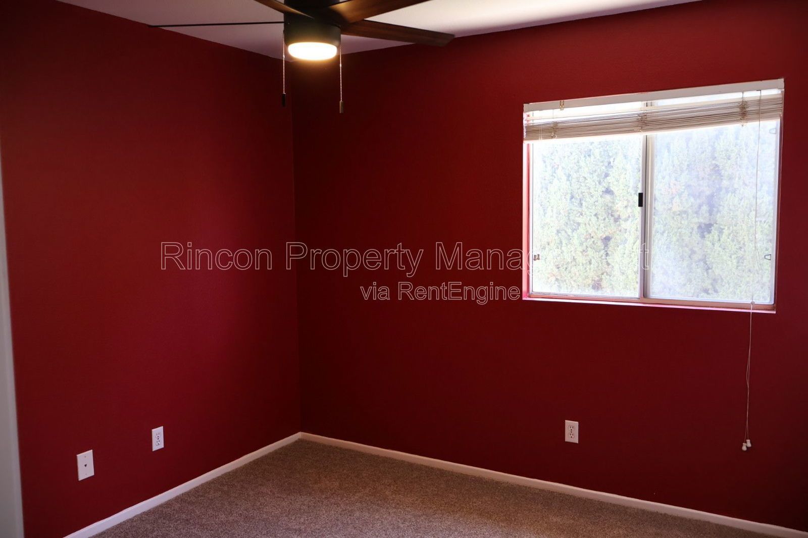 Freshly Updated East Ventura Home *Country Grove* 4 Bedrooms/2.5 Baths property image