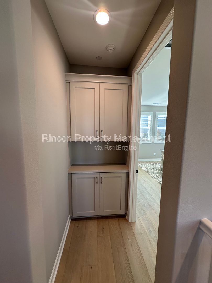 ONE BEDROOM RENTAL with Ensuite Bathroom and Shared Furnished Common Areas in *Del Sol - Ventura* property image