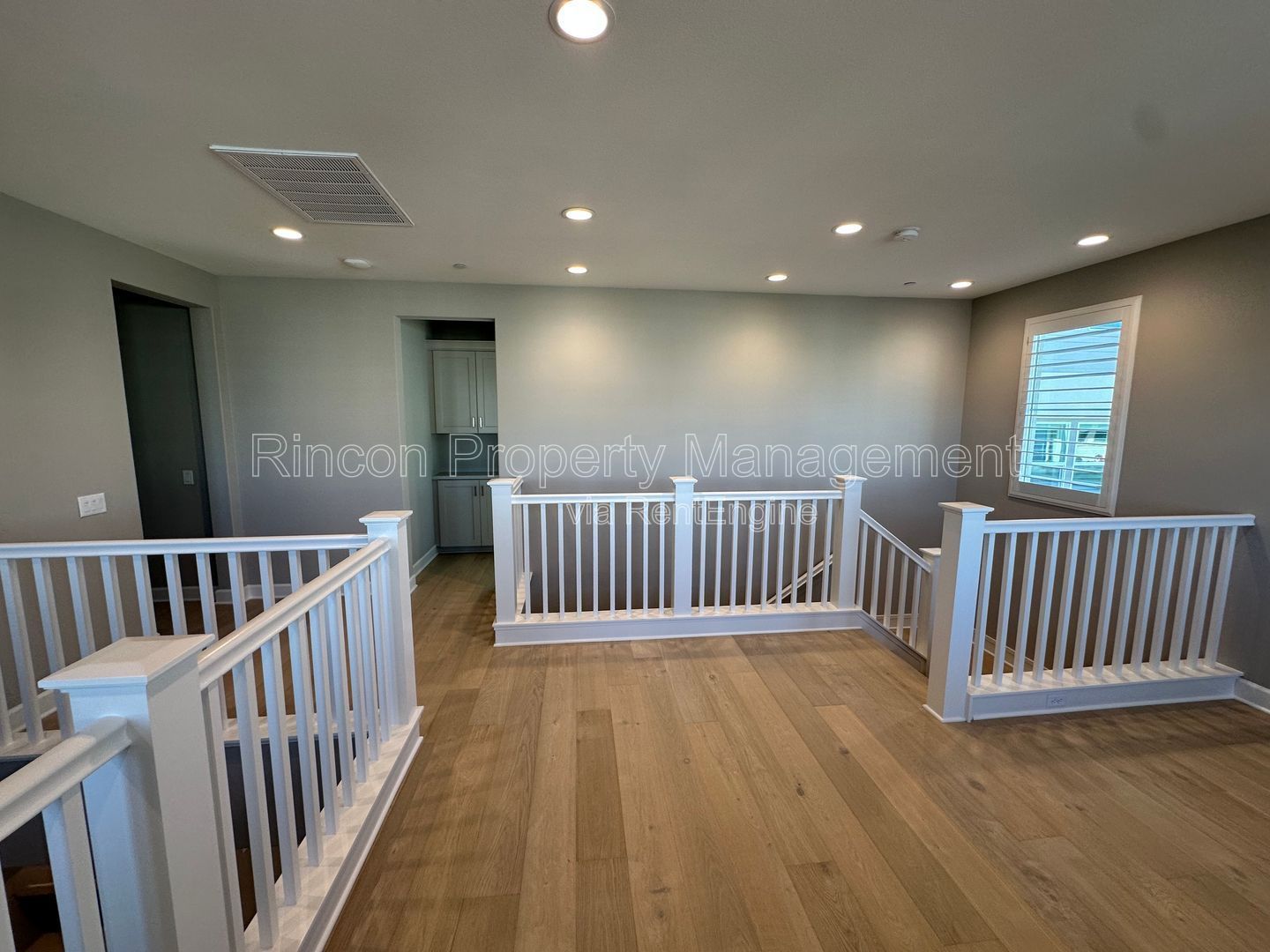 ONE BEDROOM RENTAL with Ensuite Bathroom and Shared Furnished Common Areas in *Del Sol - Ventura* property image