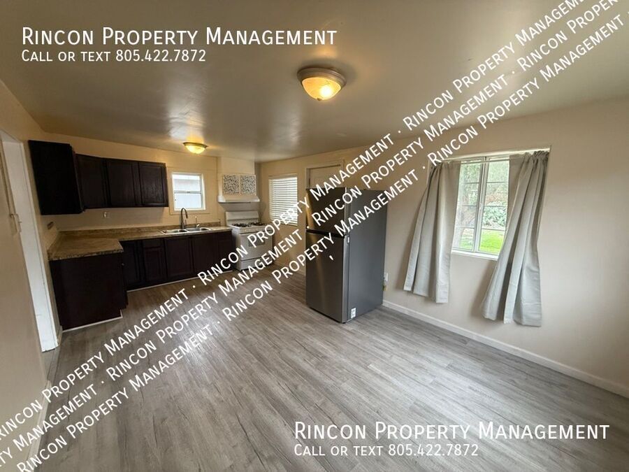 Charming 2-Bedroom Home in Seaside Community – Port Hueneme property image