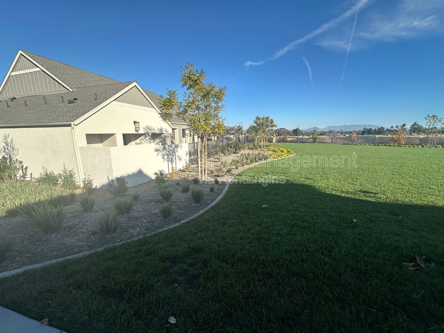 ONE BEDROOM RENTAL with Ensuite Bathroom and Shared Furnished Common Areas in *Del Sol - Ventura* property image