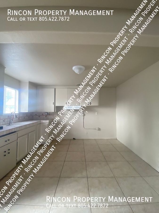 2 Bedroom/ 1 Bath *Convenient Location Santa Paula* Available NOW!!! property image