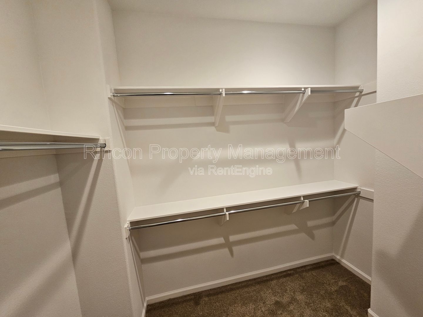 ***4-bedroom, 3.5 Bath Home in Oxnard*** Available Now! property image