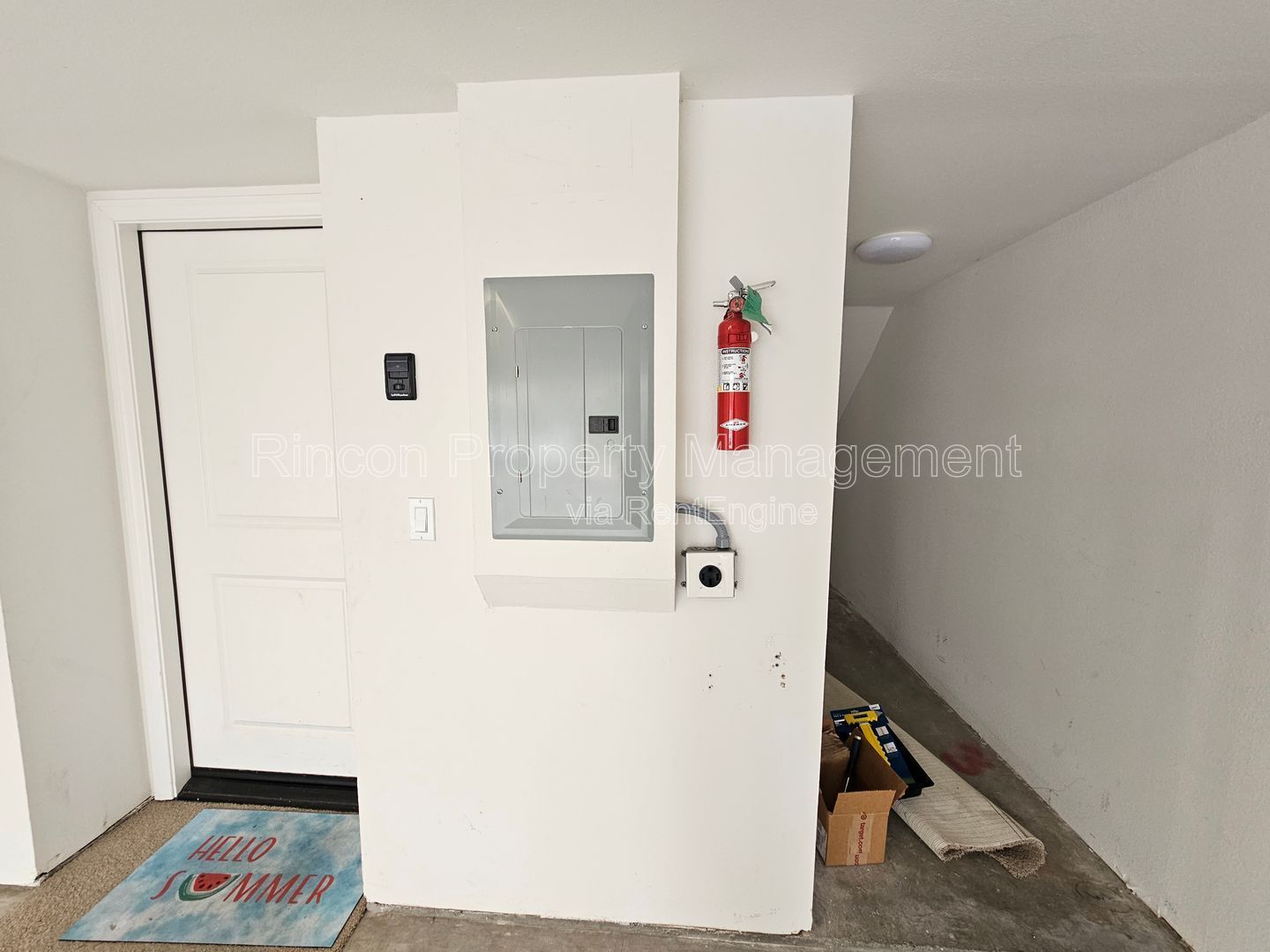 ***4-bedroom, 3.5 Bath Home in Oxnard*** Available Now! property image