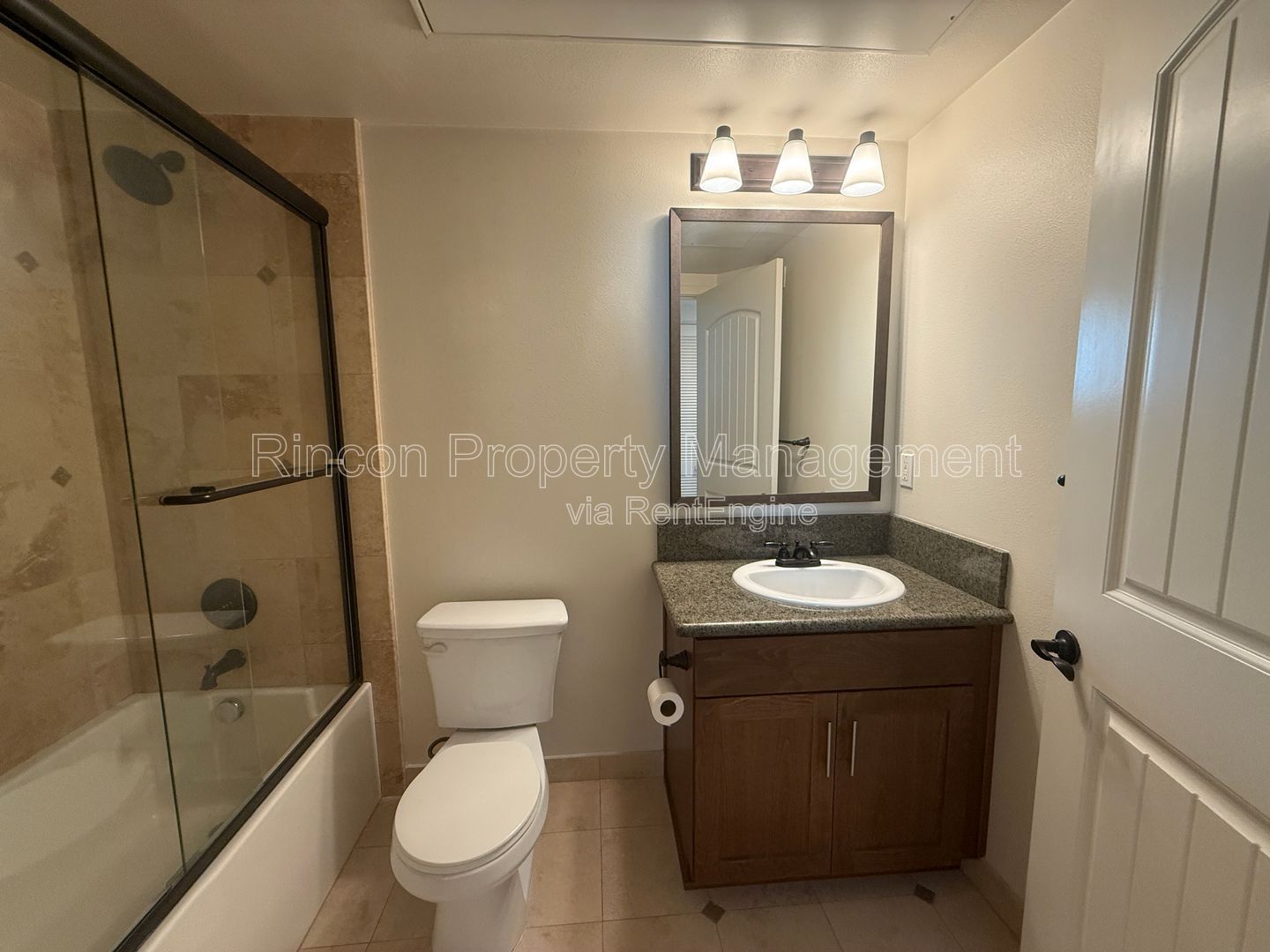 **The Cannery Ventura** 1 Bedroom/1.5 Bath Courtyard Side Location property image