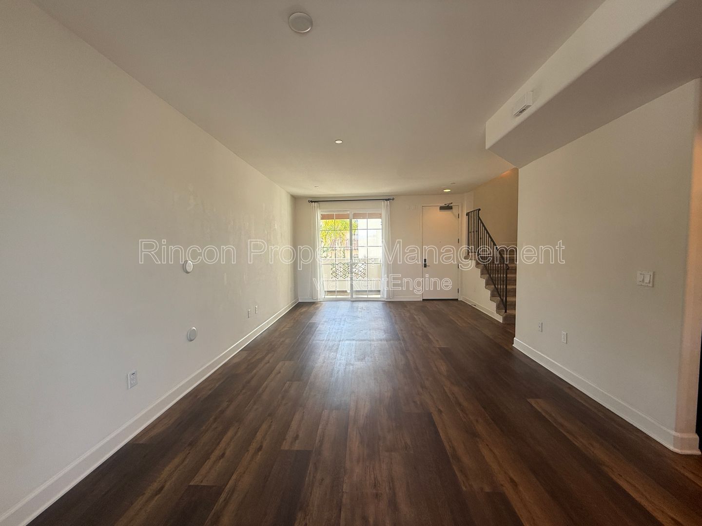 **The Cannery Ventura** 1 Bedroom/1.5 Bath Courtyard Side Location property image