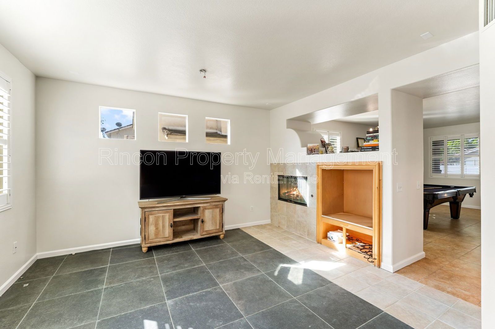 Spacious Two-Story Home for Rent in Fillmore – Available March 17th property image