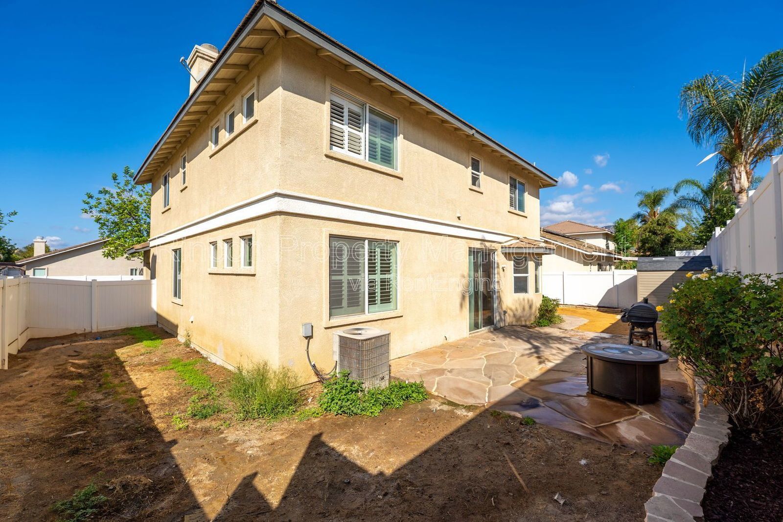 Spacious Two-Story Home for Rent in Fillmore – Available March 17th property image