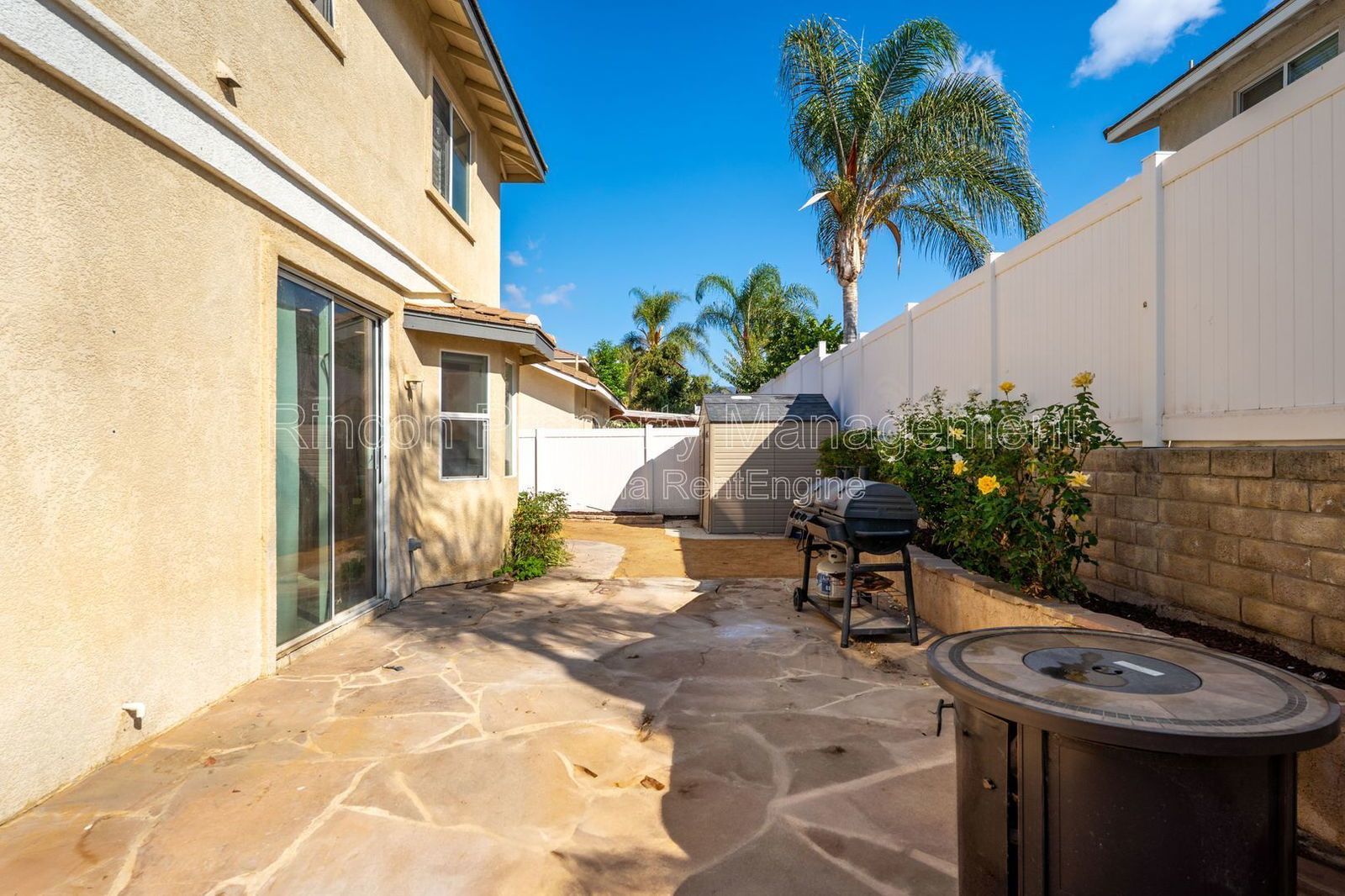 Spacious Two-Story Home for Rent in Fillmore – Available March 17th property image