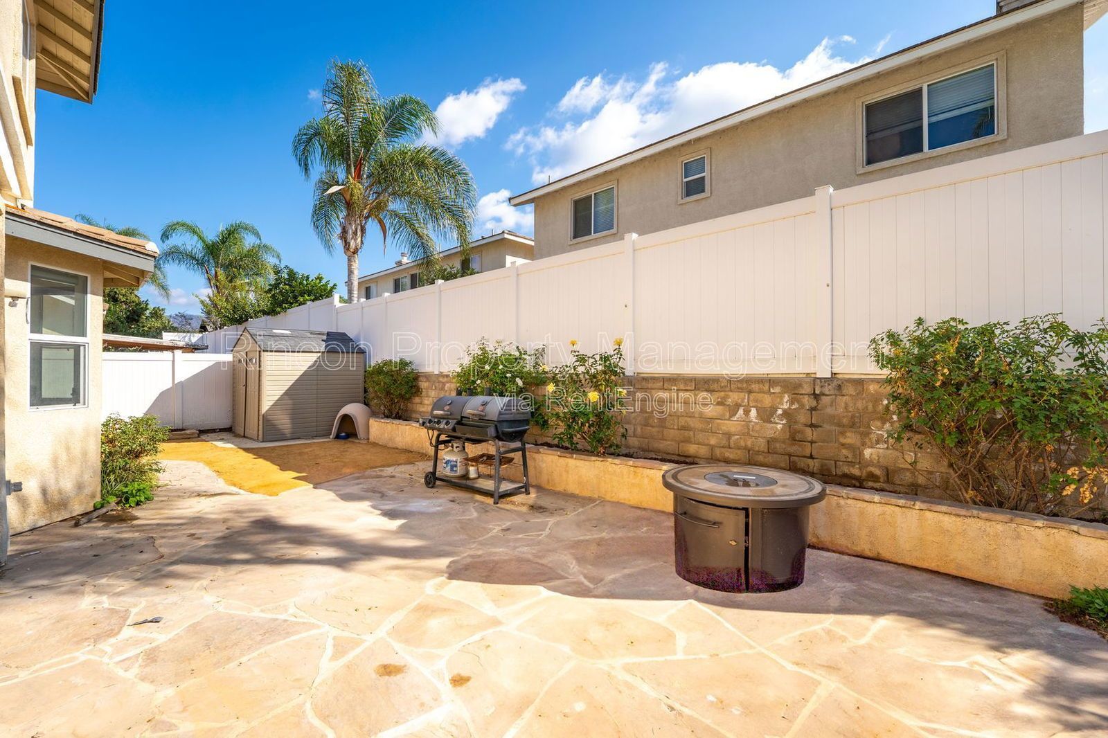 Spacious Two-Story Home for Rent in Fillmore – Available March 17th property image