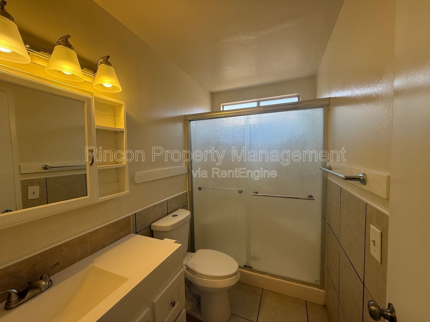 4 Bedrooms/2 Baths--*Sea View Estates* Oxnard property image