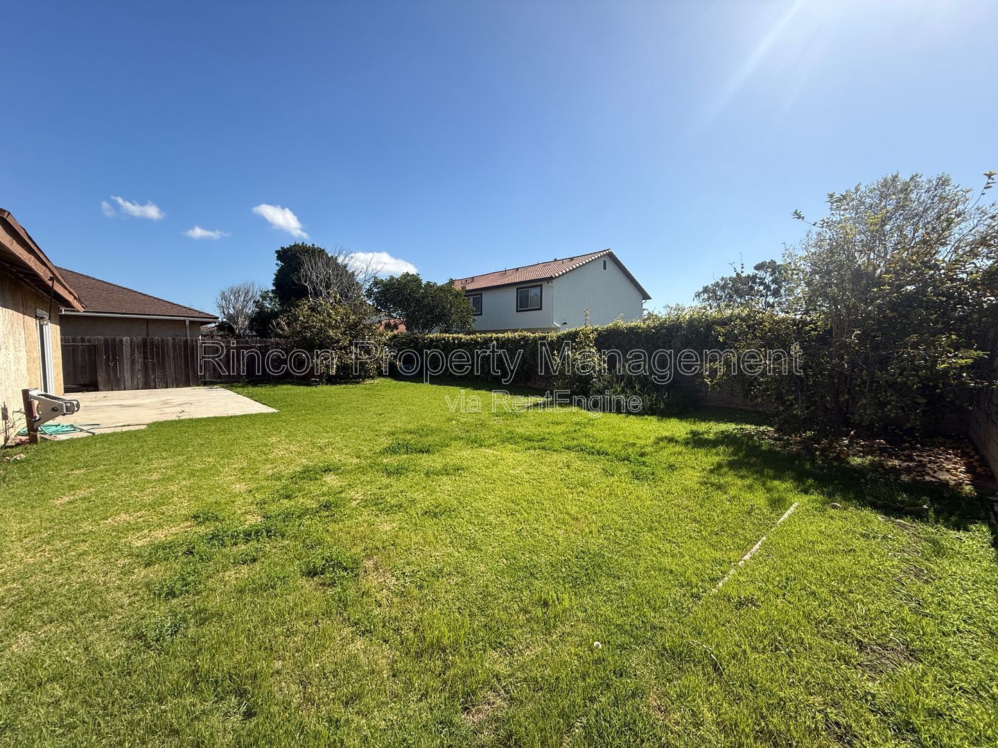 4 Bedrooms/2 Baths--*Sea View Estates* Oxnard property image