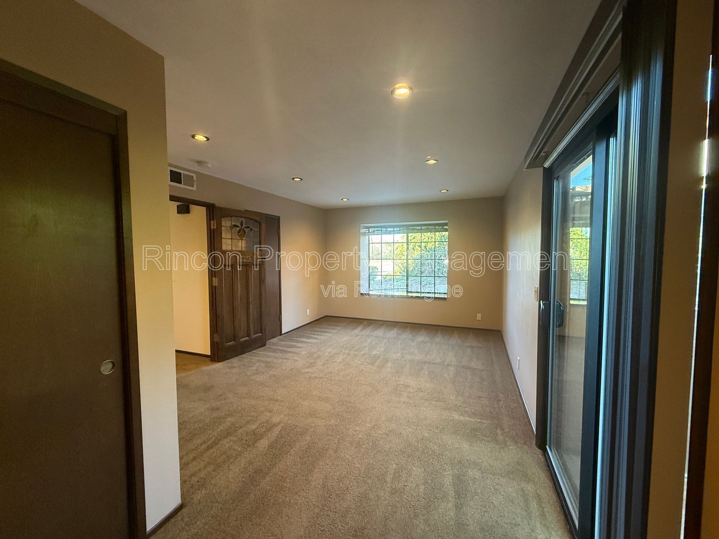 **Cherry II Ventura** 3 Bedrooms/2 Baths, Cul-de-sac Home property image