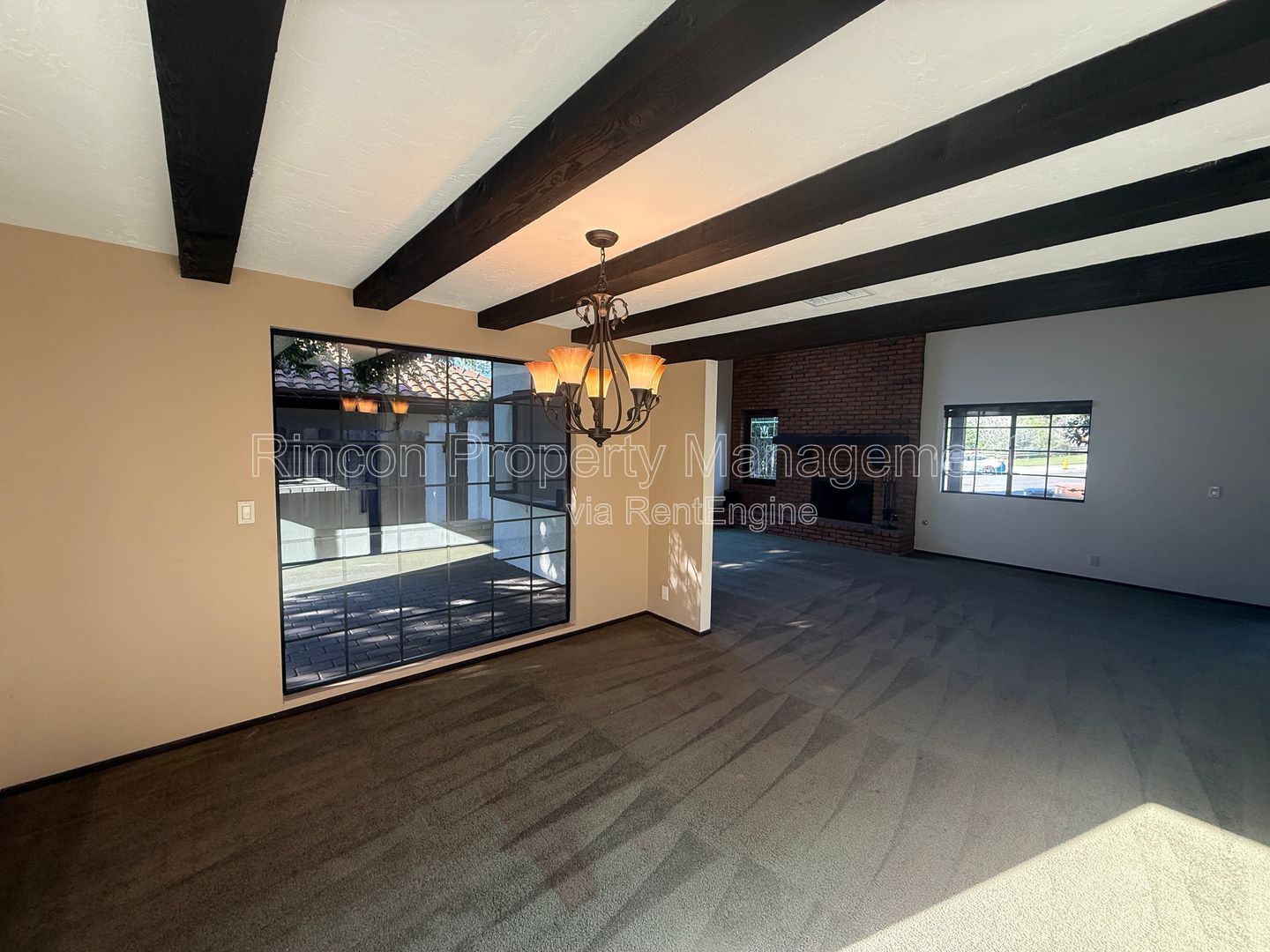 **Cherry II Ventura** 3 Bedrooms/2 Baths, Cul-de-sac Home property image