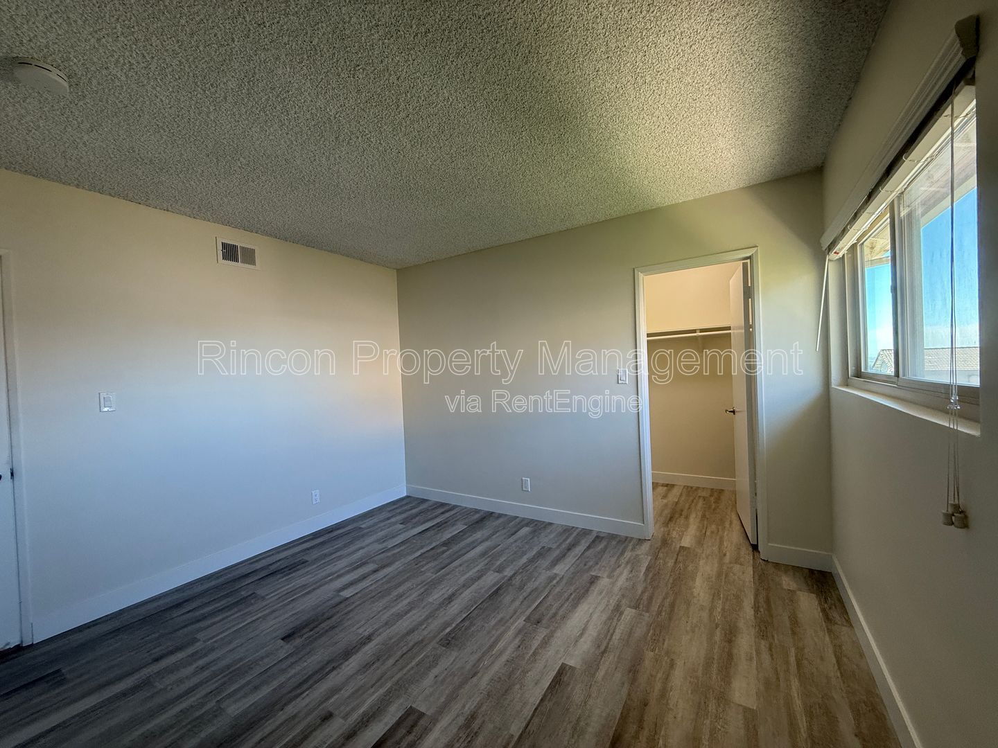 Newly Remodeled Hillside Home-Ventura *4 Bedrooms/3 Baths* Amazing Views! property image