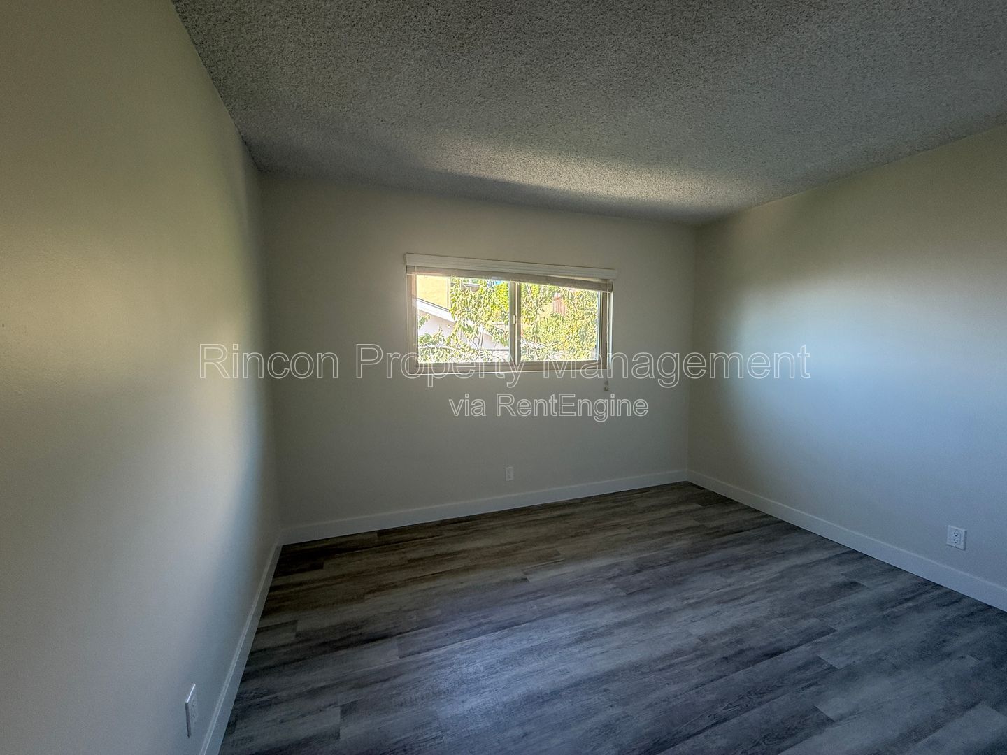 Newly Remodeled Hillside Home-Ventura *4 Bedrooms/3 Baths* Amazing Views! property image