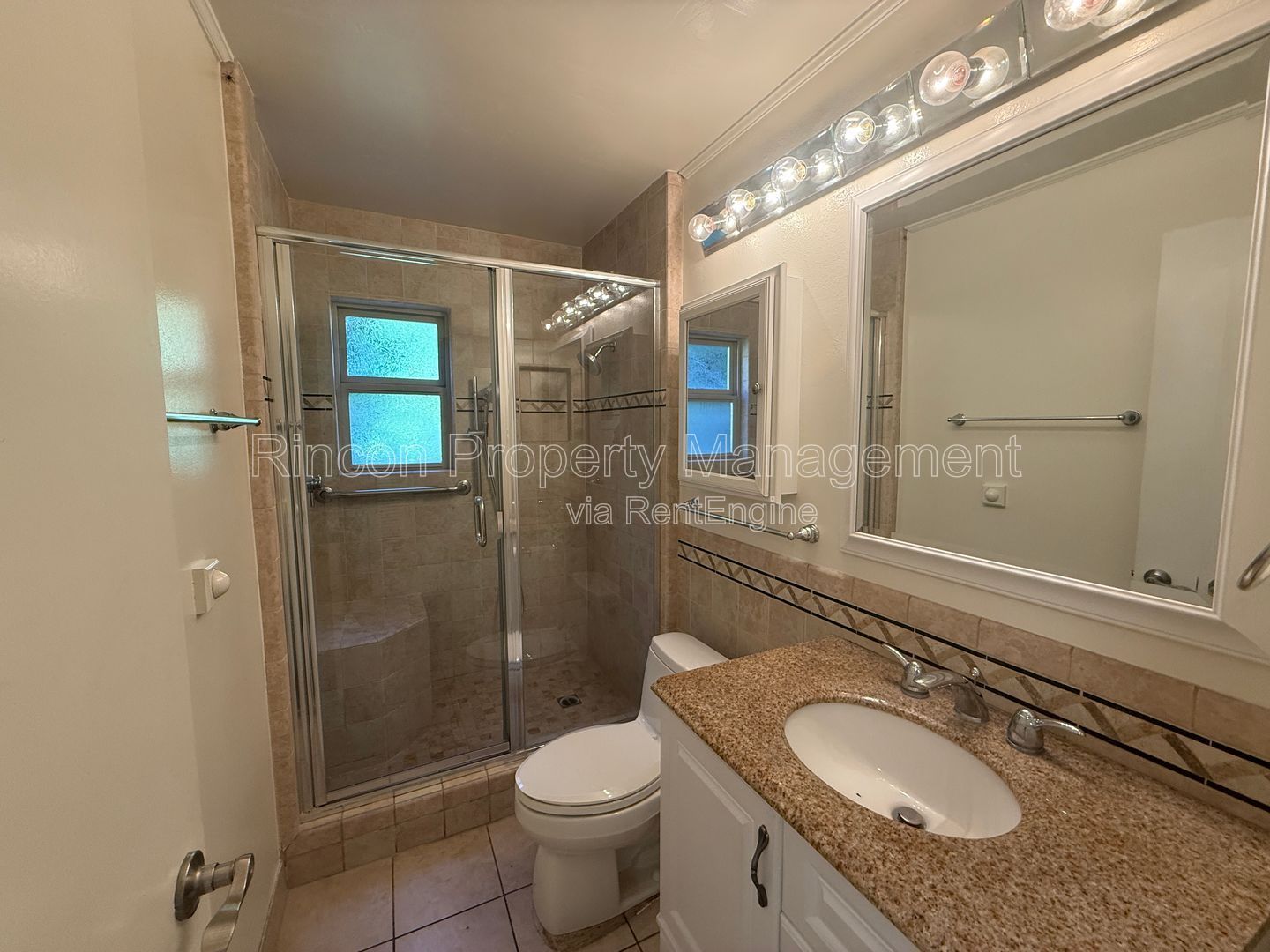 Newly Remodeled Hillside Home-Ventura *4 Bedrooms/3 Baths* Amazing Views! property image