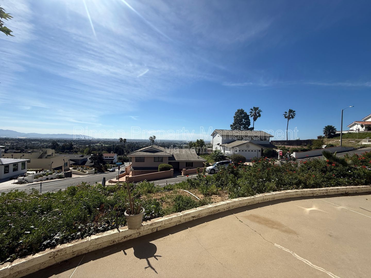Newly Remodeled Hillside Home-Ventura *4 Bedrooms/3 Baths* Amazing Views! property image