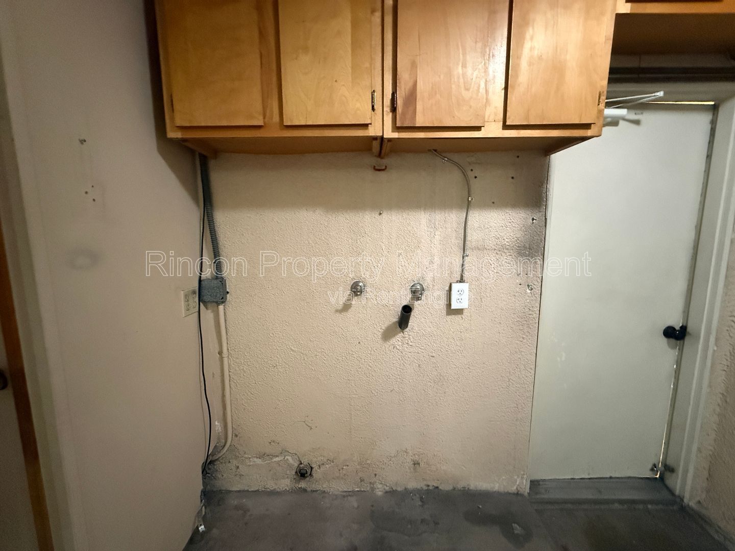 Newly Remodeled Hillside Home-Ventura *4 Bedrooms/3 Baths* Amazing Views! property image