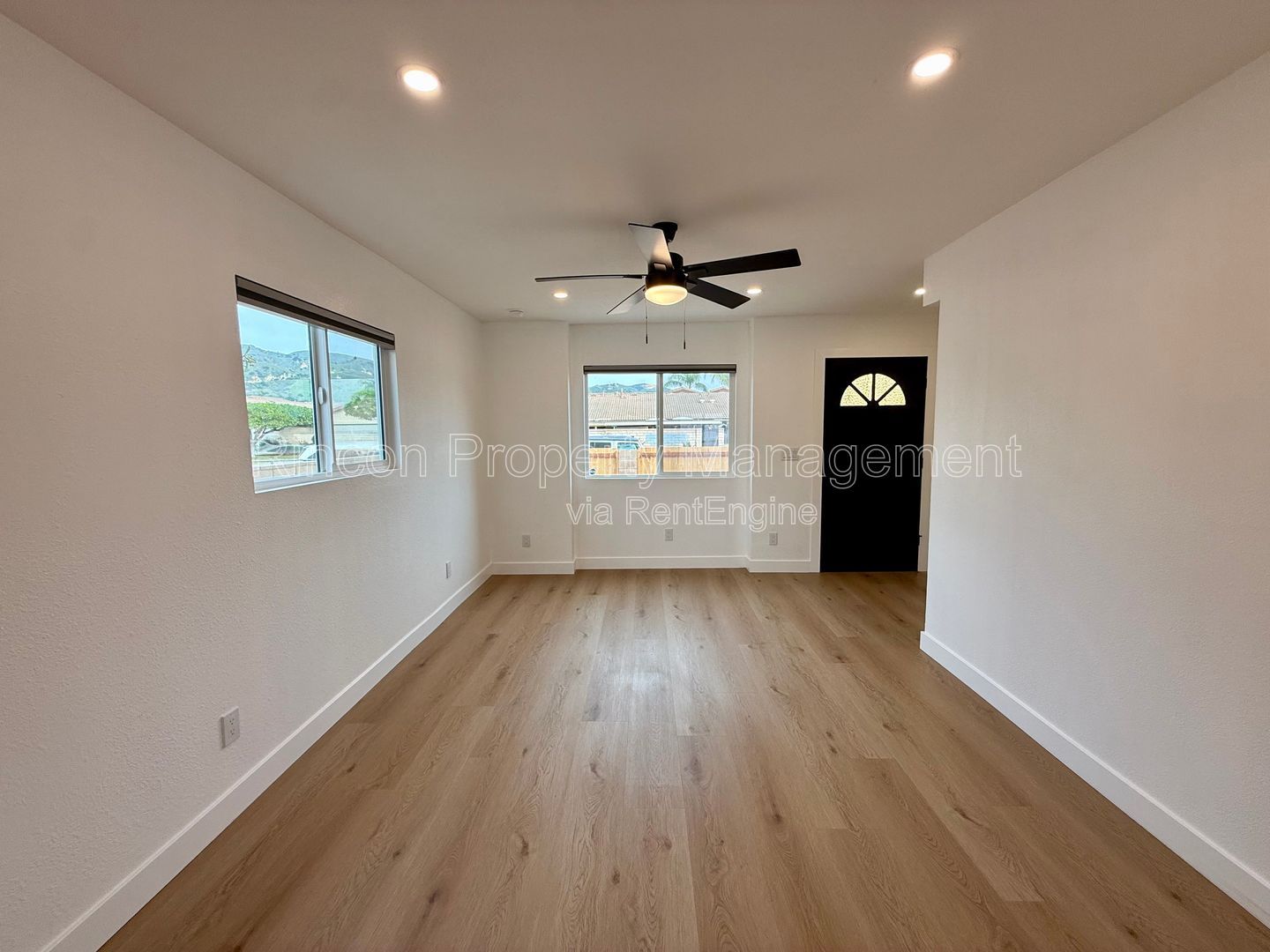 *** Spacious 4 Bedroom home in Fillmore*** Available Now! property image