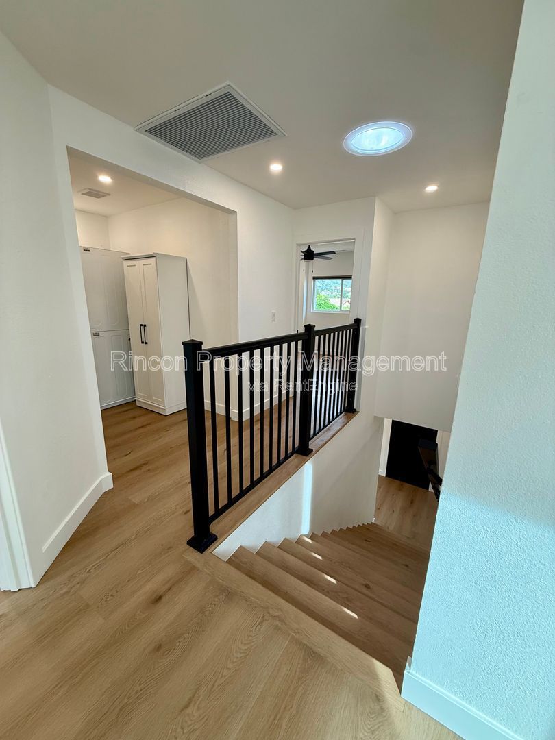 *** Spacious 4 Bedroom home in Fillmore*** Available Now! property image