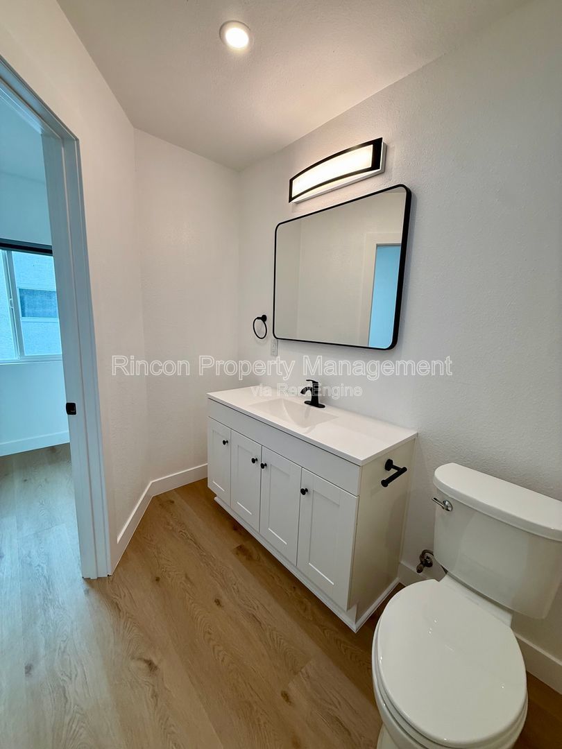 *** Spacious 4 Bedroom home in Fillmore*** Available Now! property image