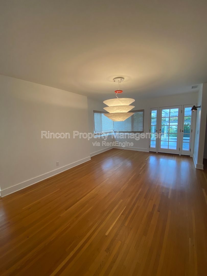 *Serene Setting, Amazing Amenities* 3 Bedroom Foothills Home property image