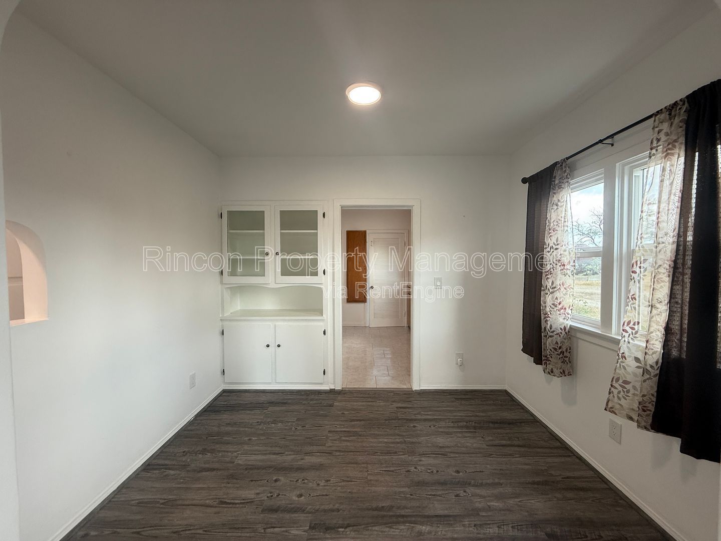 ***Cozy Bungalow for rent in El Rio, Oxnard*** Available now!!! property image