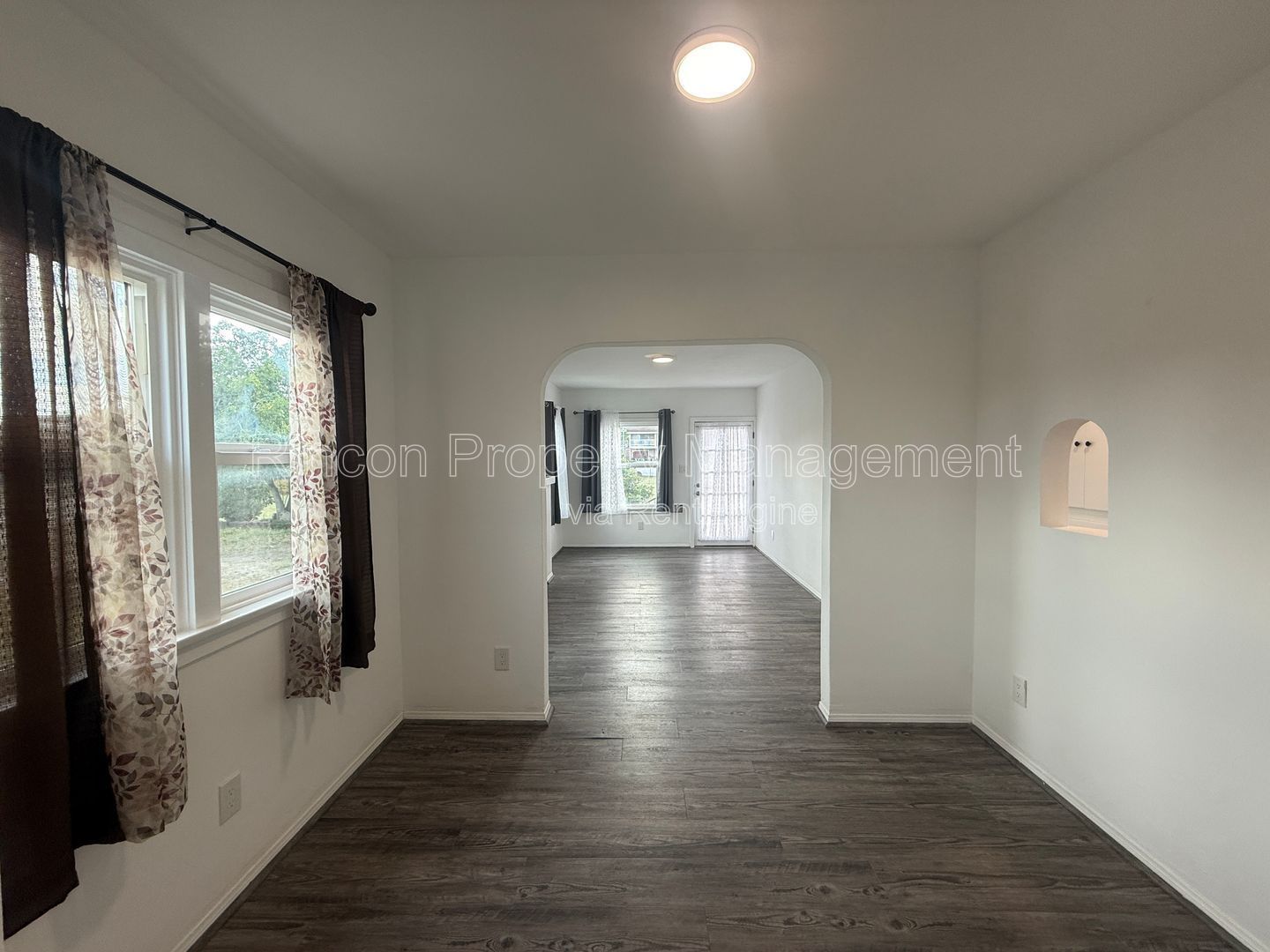 ***Cozy Bungalow for rent in El Rio, Oxnard*** Available now!!! property image