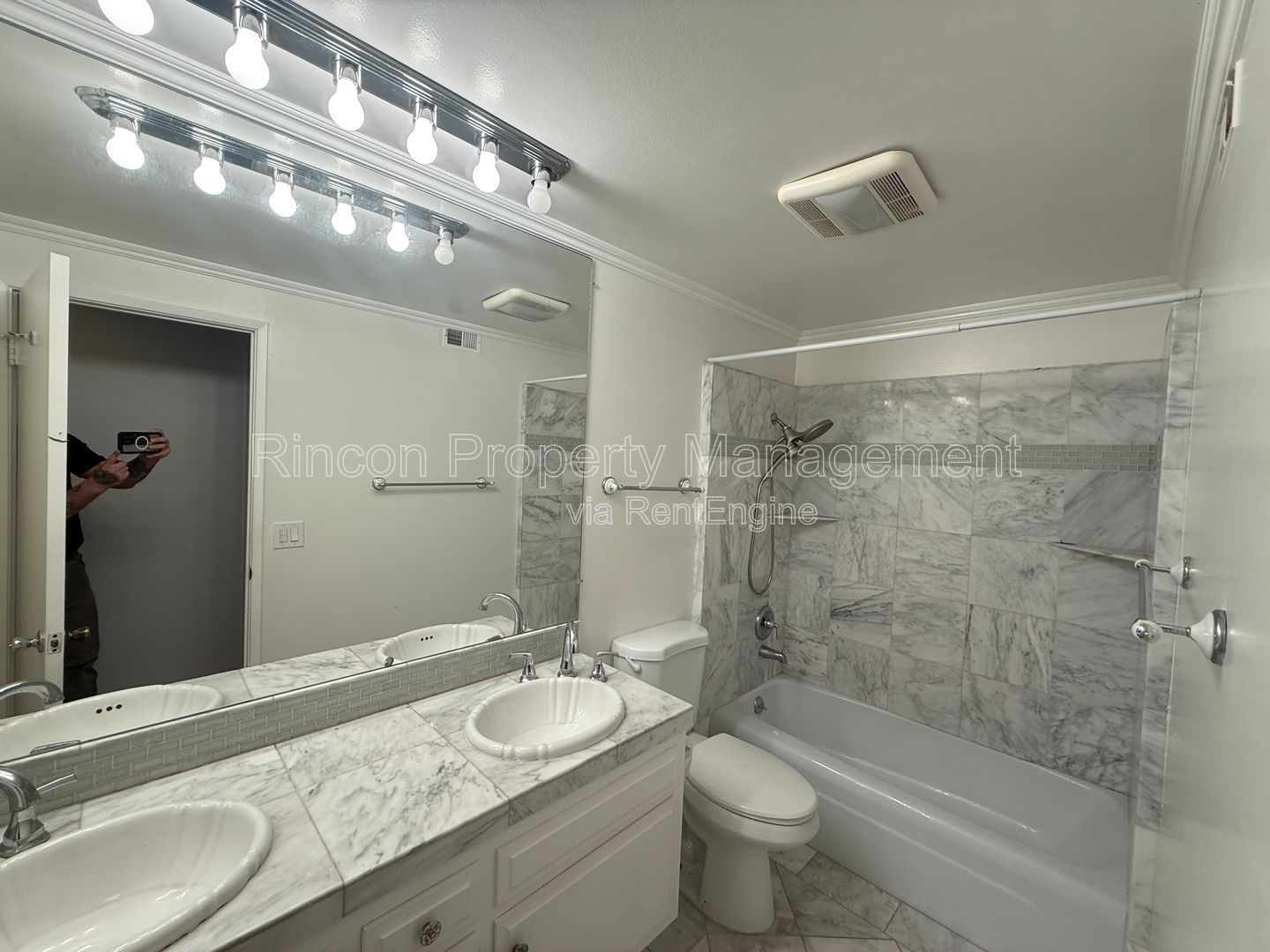 ***Comfortable Living in the Heart of Camarillo** property image