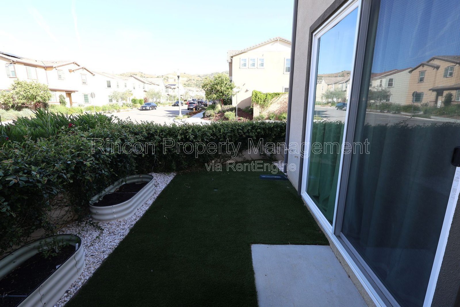 **Built in 2021, 3-Bedroom Sinlge Family Home at the Harvest in Santa Paula** Available Now!! property image