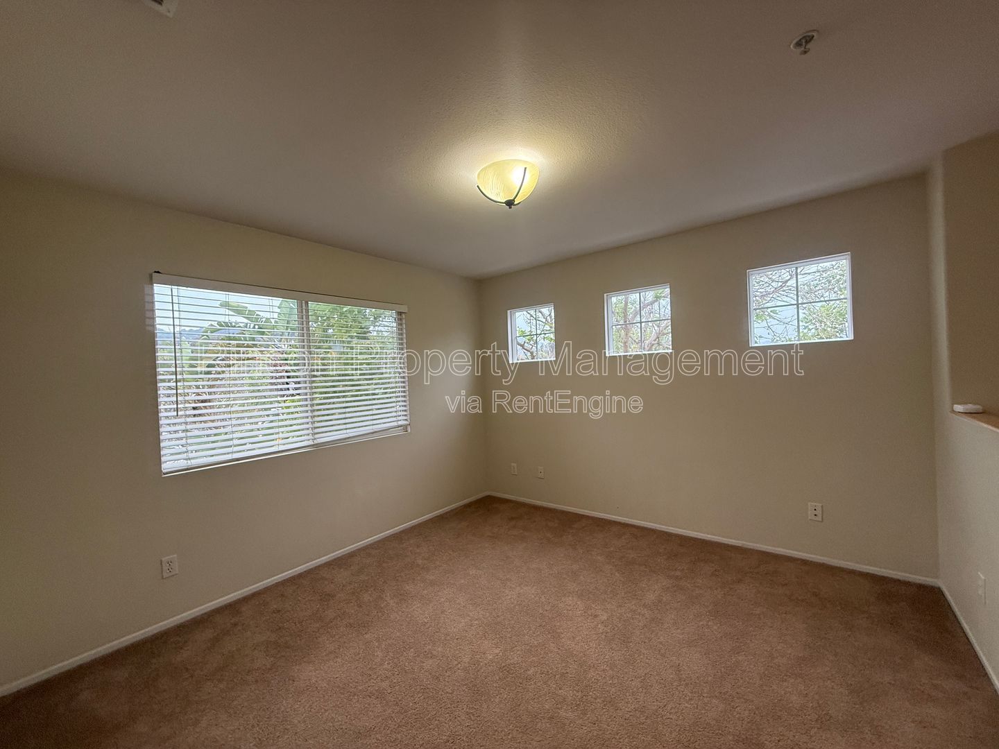 ***Coastal Comfort Living in the Heart of Ventura*** property image