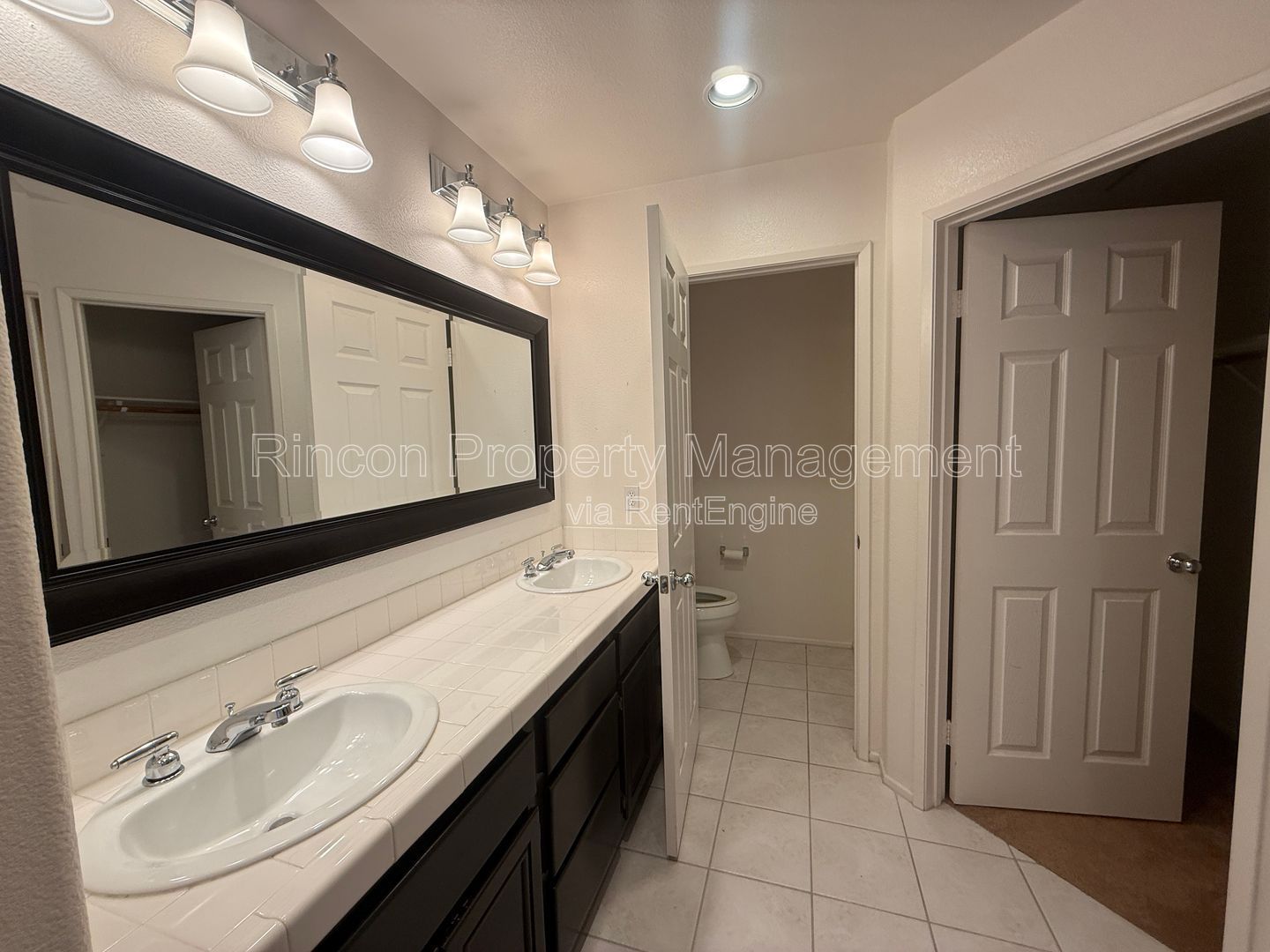 ***Coastal Comfort Living in the Heart of Ventura*** property image