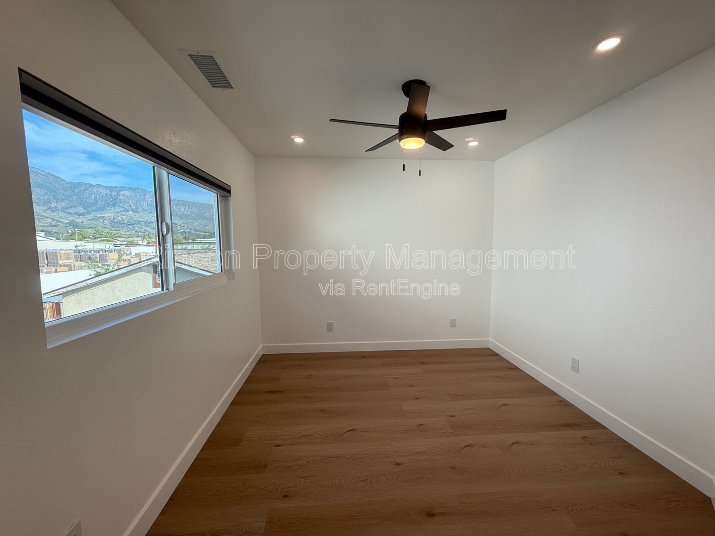 *** Spacious 4 Bedroom home in Fillmore*** Available Now! property image