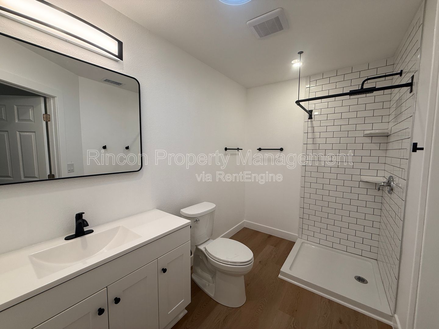 *** Spacious 4 Bedroom home in Fillmore*** Available Now! property image