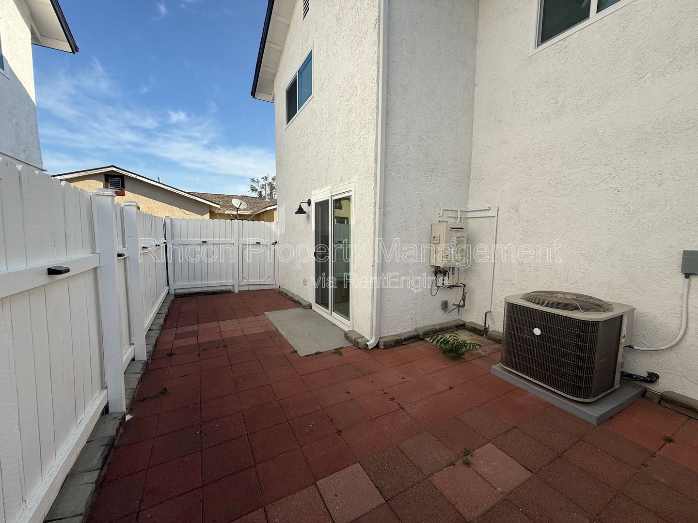 *** Spacious 4 Bedroom home in Fillmore*** Available Now! property image