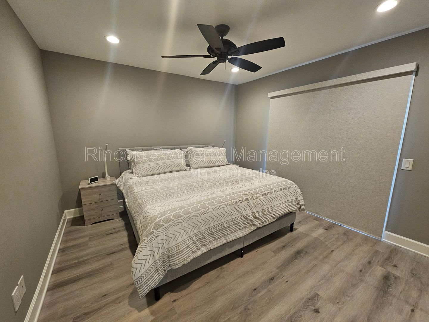 ***Fully Furnished Beach House Available Now in Oxnard!!*** property image