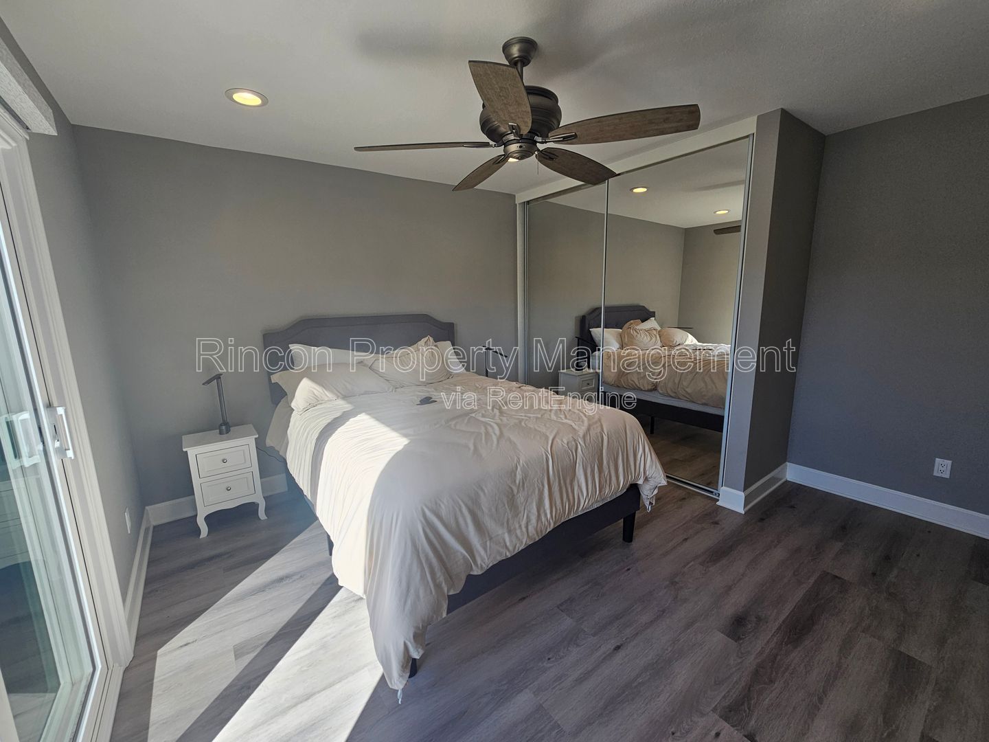 ***Fully Furnished Beach House Available Now in Oxnard!!*** property image