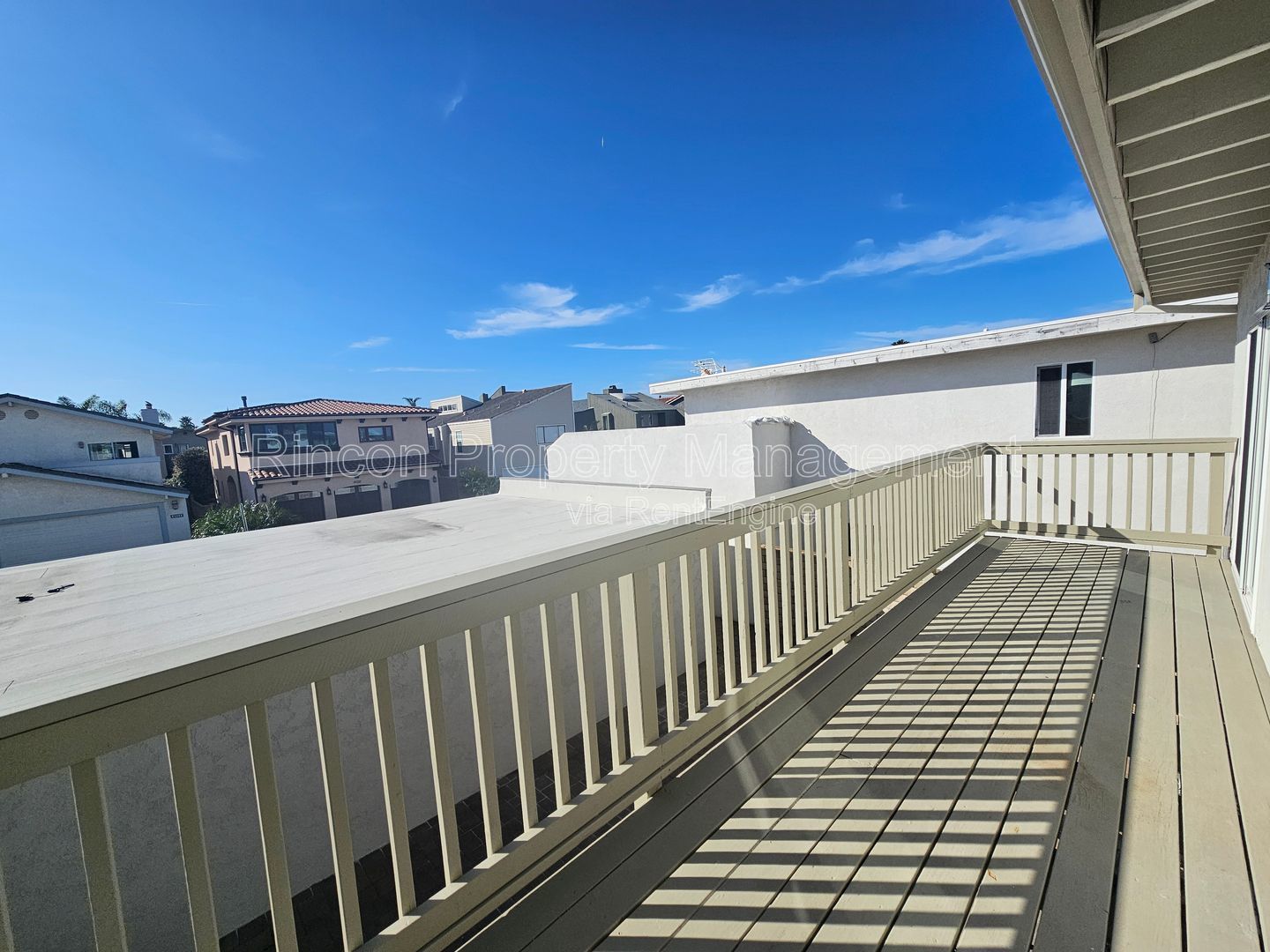 ***Fully Furnished Beach House Available Now in Oxnard!!*** property image