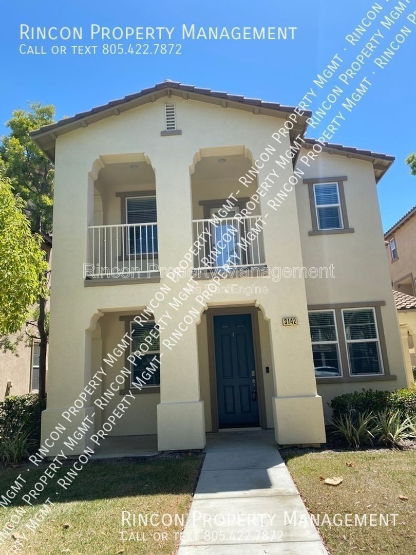 Spacious Riverpark Townhome *3 Bedrooms, 3.5 Baths* Available Now!! property image