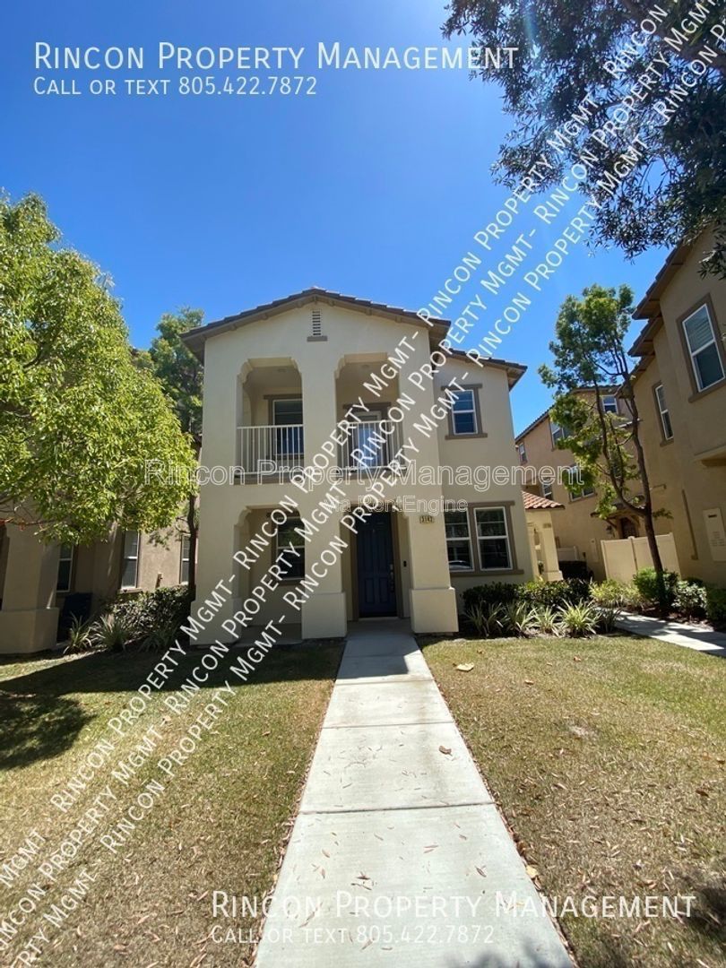 Spacious Riverpark Townhome *3 Bedrooms, 3.5 Baths* Available Now!! property image