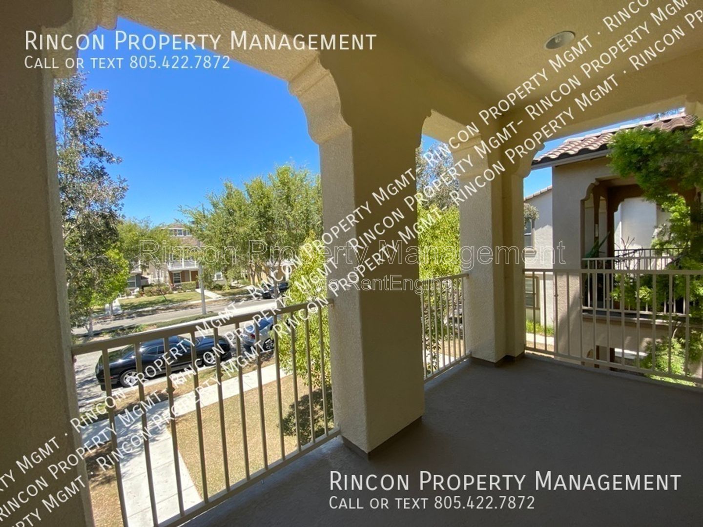 Spacious Riverpark Townhome *3 Bedrooms, 3.5 Baths* Available Now!! property image
